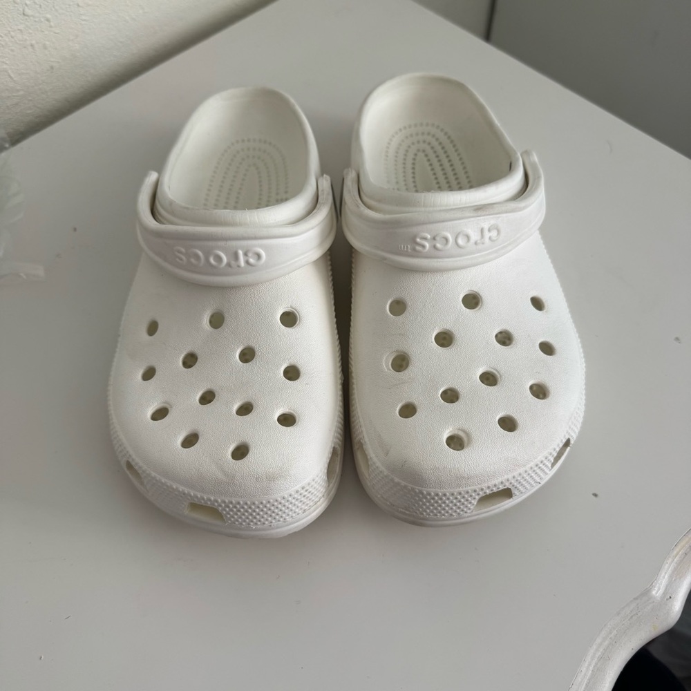 CROCS White Ventilated Clogs